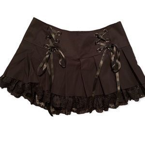 Widow Song of Sadness Pleated Skirt